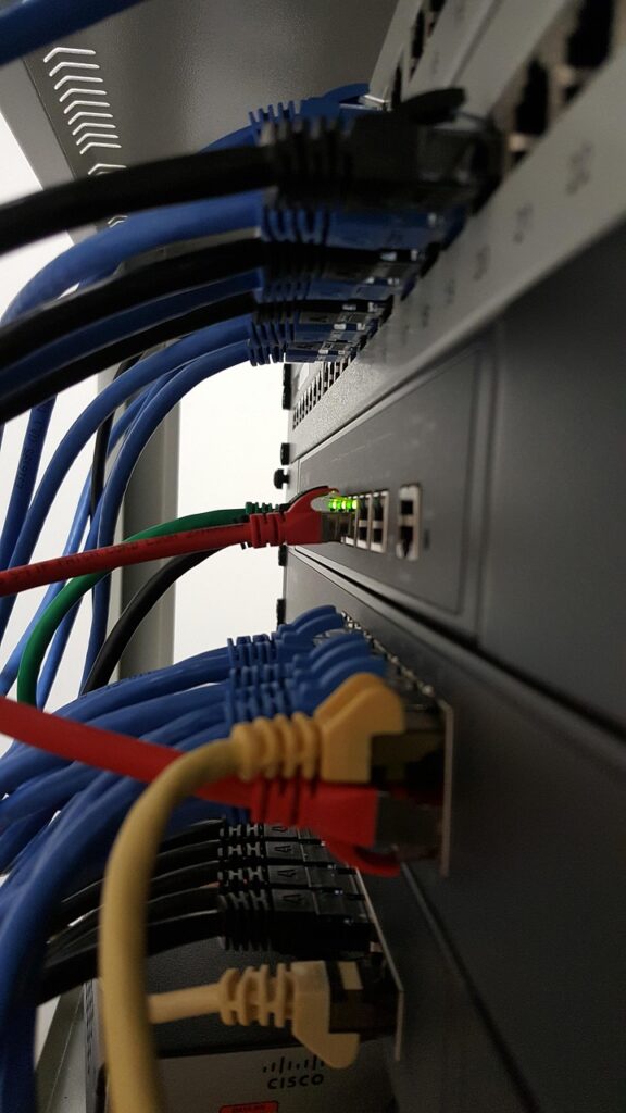 テレワークに最適な通信ネットワークはどれがおすすめ？