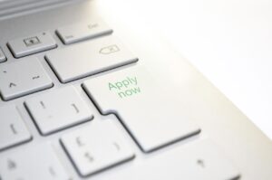 リモートワーク未経験者が求人を効率的に探す方法は？